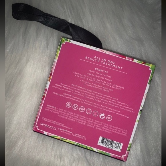 Spongellé® Moon Flower Body Wash Infused Buffer
~~Private Reserve Collection~~ - Picture 2 of 2